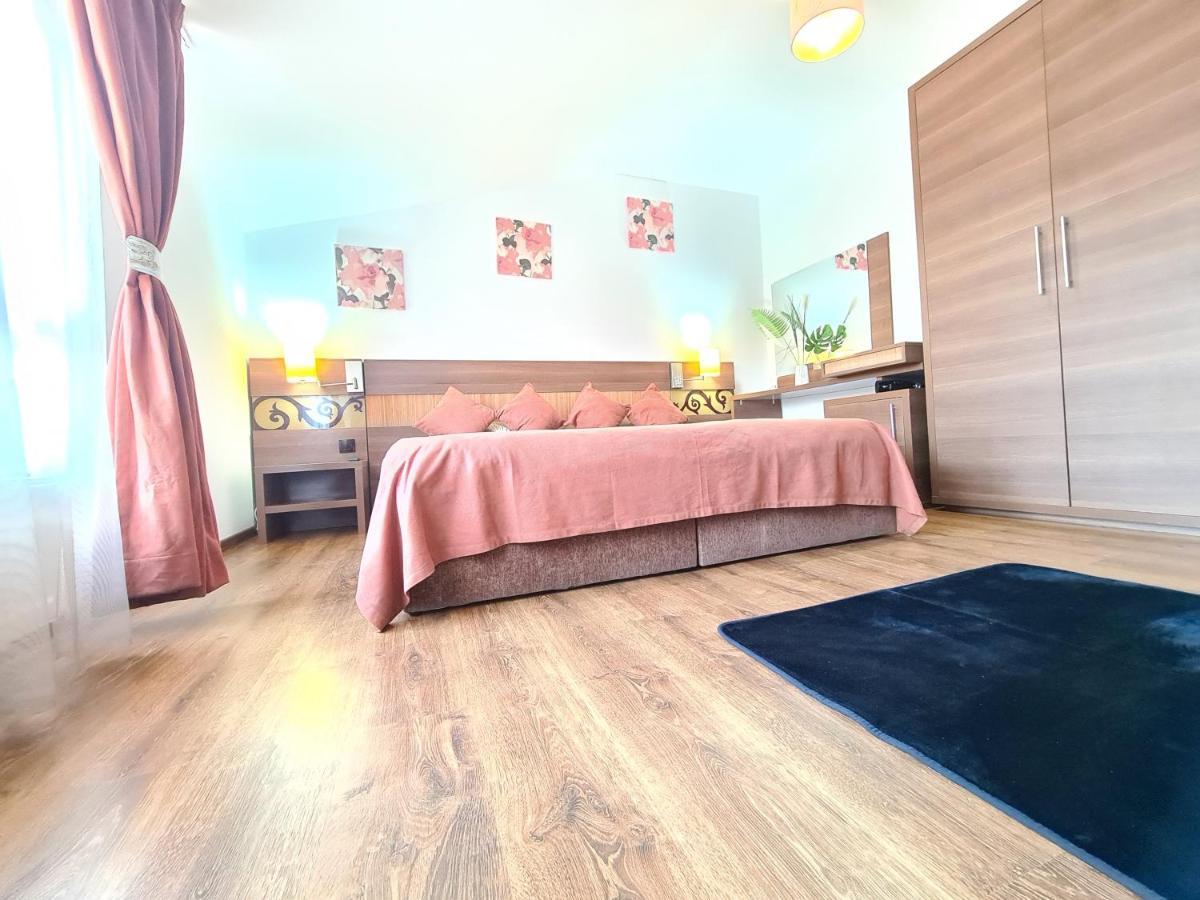 Garsoniera Privata Bed & Breakfast Bükreş Dış mekan fotoğraf